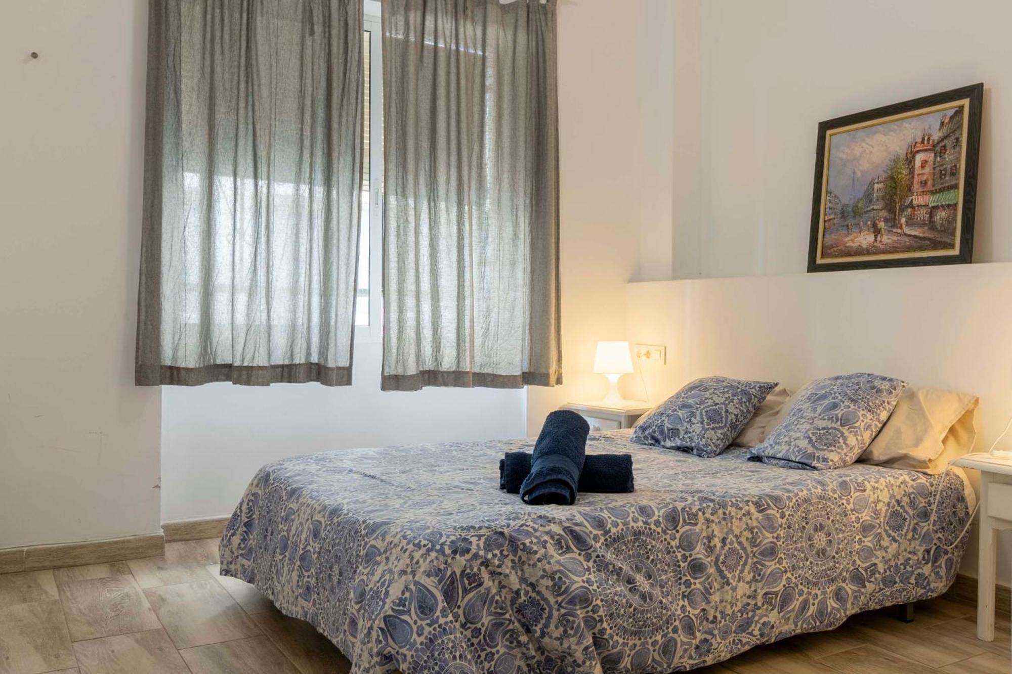 Apartamentos Los Remedios Sevilla Kültér fotó