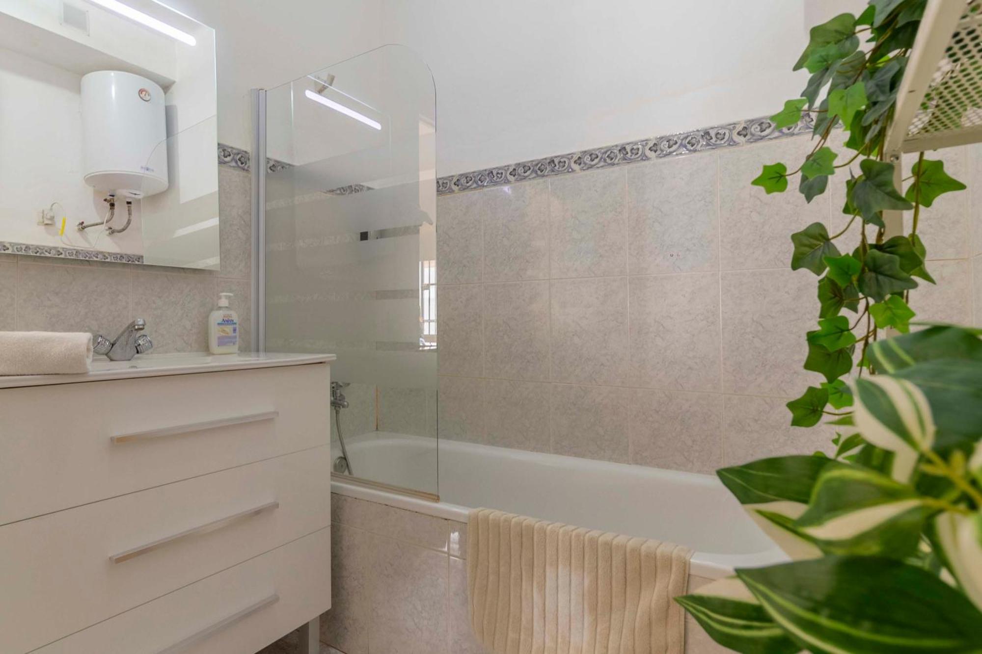 Apartamentos Los Remedios Sevilla Kültér fotó
